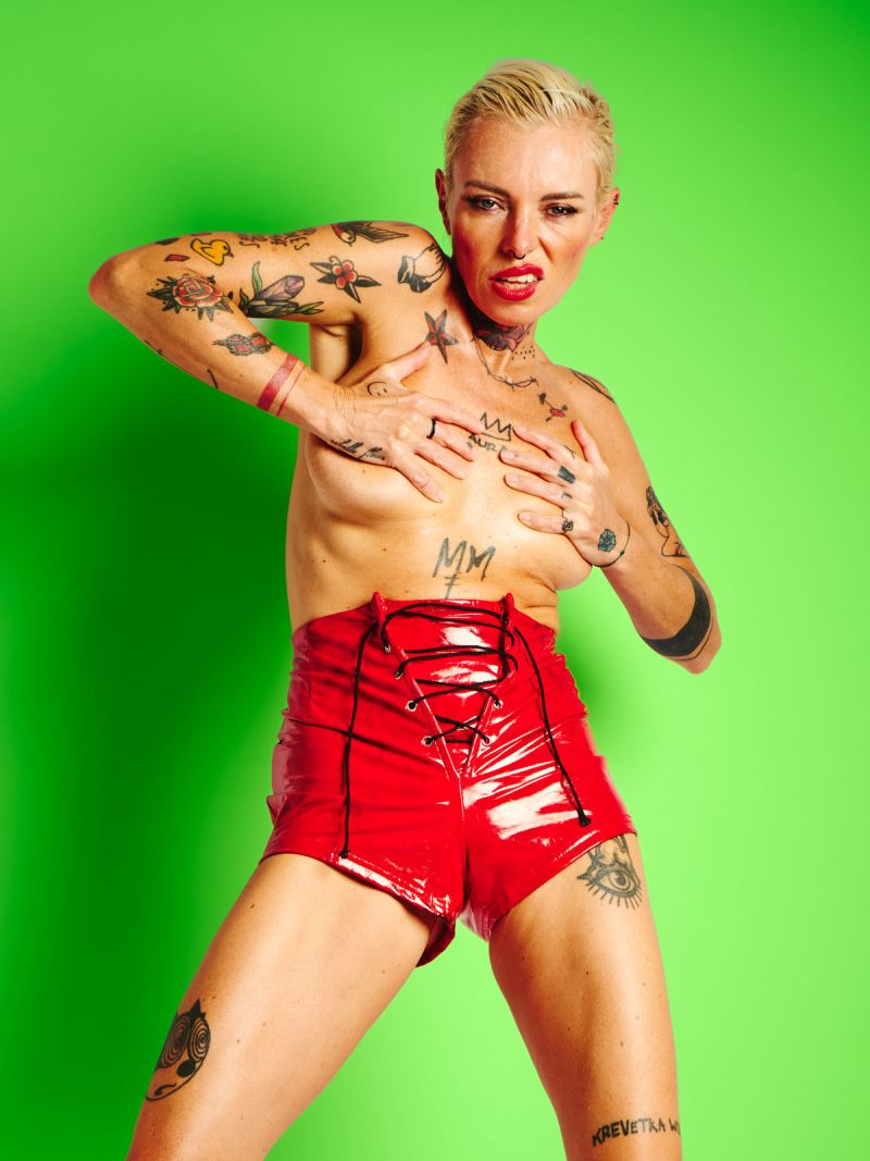 Lu Epic in Red Latex by Cinaed